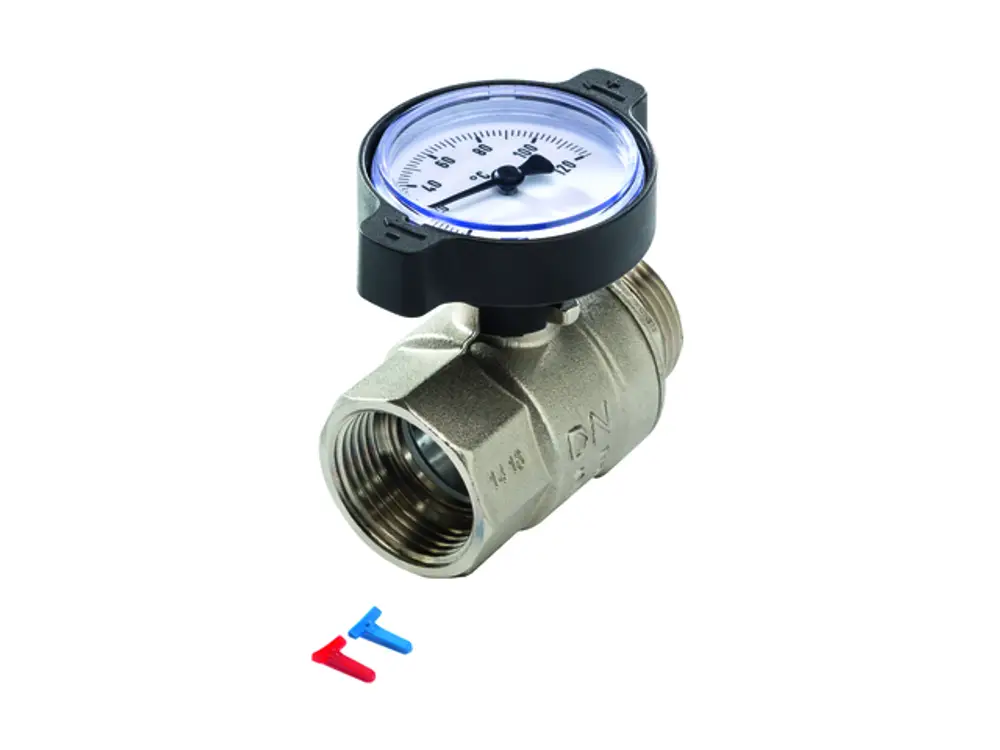 TECE Kugelhahn mit integriertem Thermometer und zwei Farbclips (rot und blau) zur Temperaturanzeige, montierbar an Rohrleitungen.